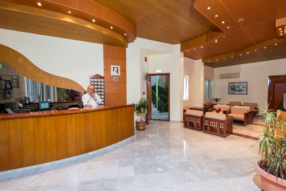 Daisy Hotel Apartments Rethymnon Exterior foto