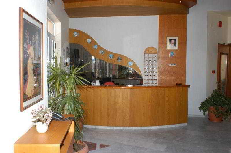 Daisy Hotel Apartments Rethymnon Exterior foto